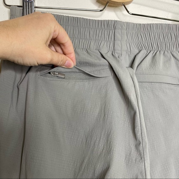 Athleta Mod Trekkie Crop Woven Pants Grey 291743 - Picture 6 of 10